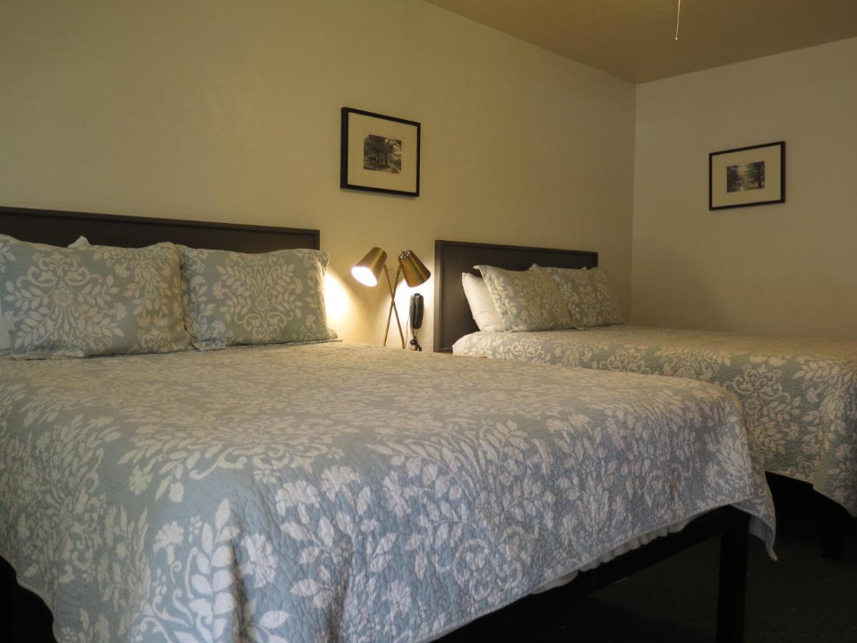 Hotel & Bar Wimberley